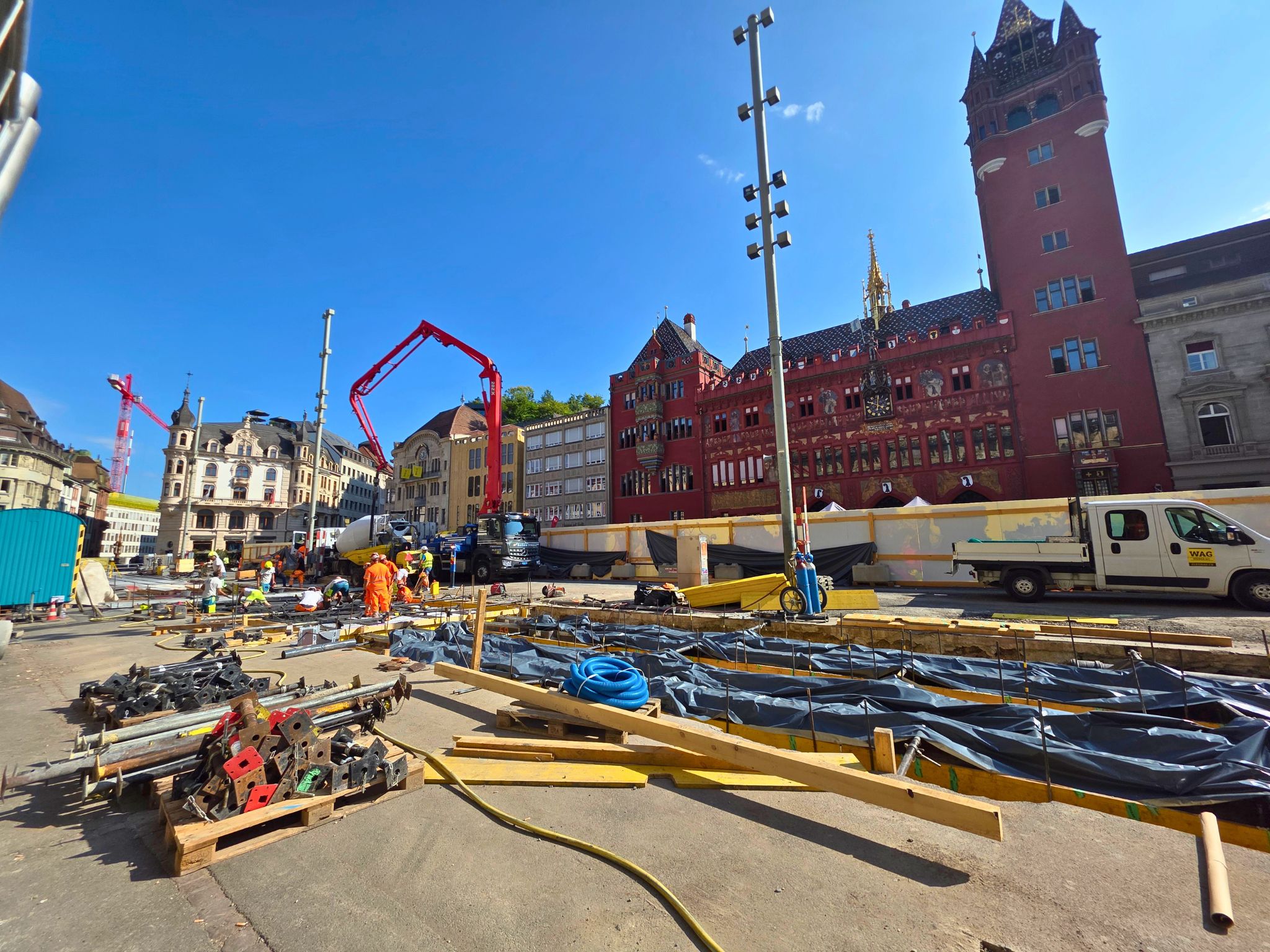 Bauarbeiten Marktplatz: Umleitungen bis und mit 6. September 2026